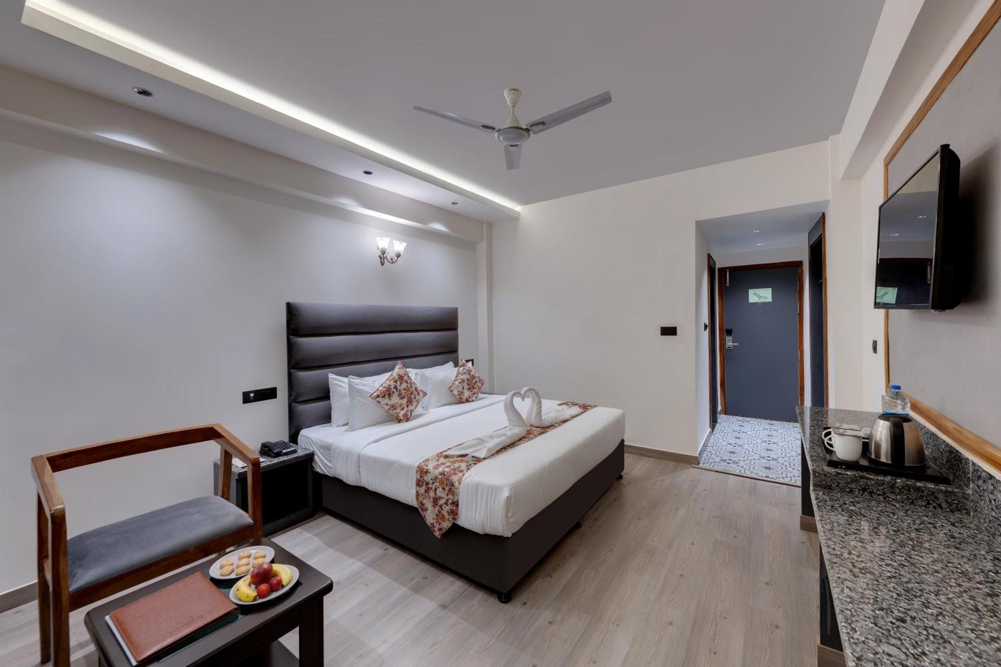 Click Sunburry Hotel Katra Katra  Bagian luar foto